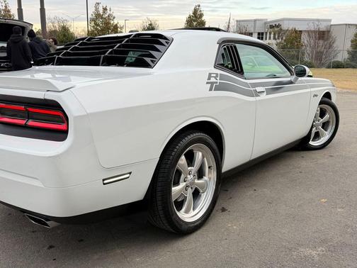 2011 Dodge Challenger R/T