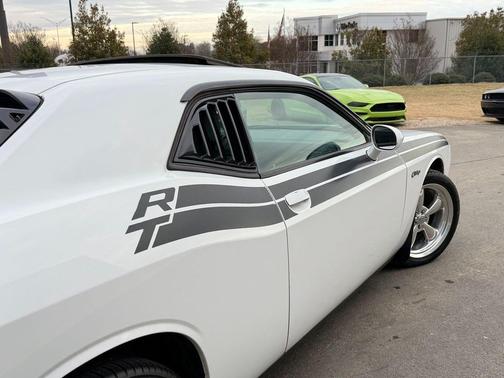2011 Dodge Challenger R/T