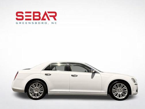 Bright White Clearcoat 2011 Chrysler 300C Base