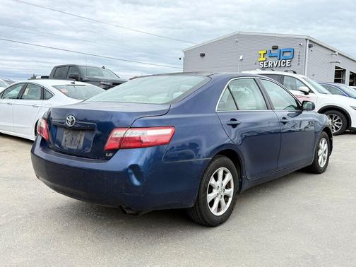 Blue 2009 Toyota Camry