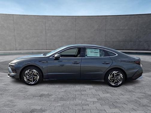 2026 Hyundai SONATA SEL