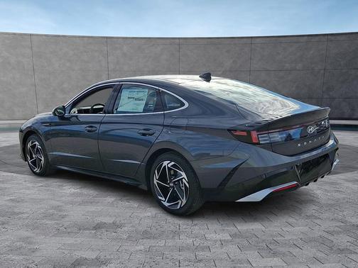 2026 Hyundai SONATA SEL