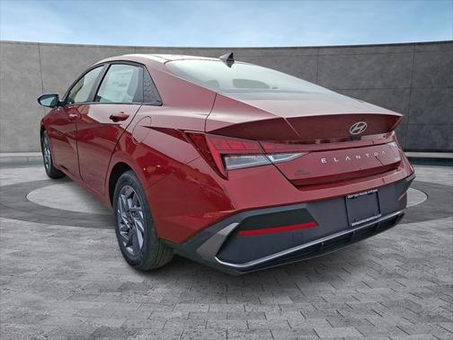 2025 Hyundai ELANTRA HEV Blue