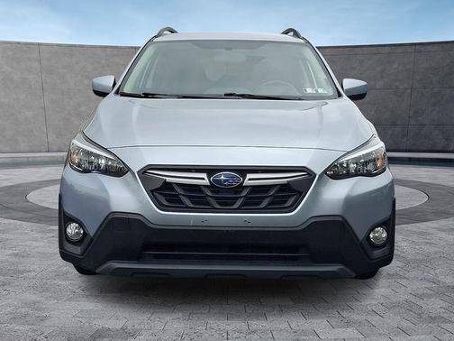 Ice Silver Metallic 2022 Subaru Crosstrek Premium
