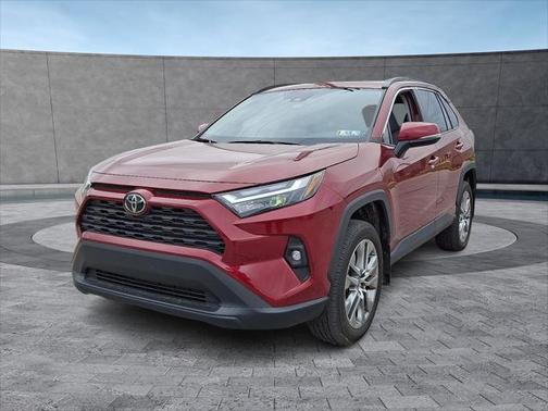2023 Toyota RAV4 XLE Premium