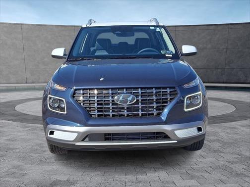 2025 Hyundai VENUE Limited