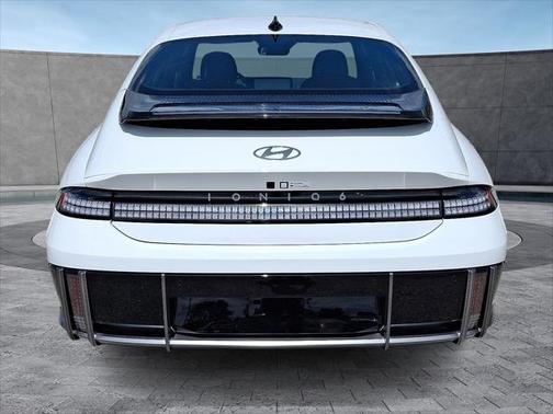 2025 Hyundai IONIQ 6 SEL