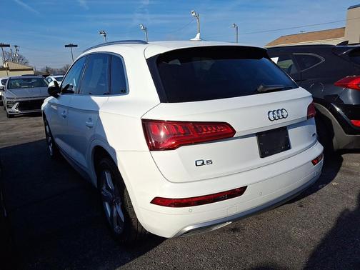 2019 Audi Q5 2.0T Premium Plus