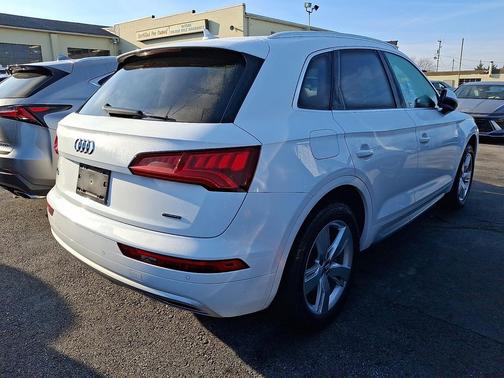 2019 Audi Q5 2.0T Premium Plus