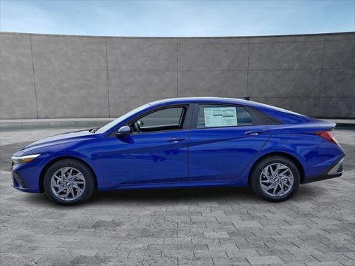 2025 Hyundai ELANTRA HEV Blue