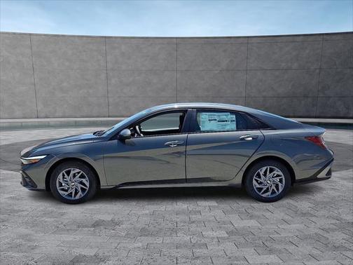 2025 Hyundai ELANTRA HEV Blue