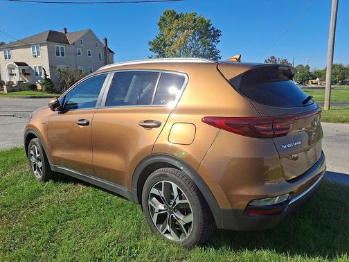2020 Kia Sportage EX