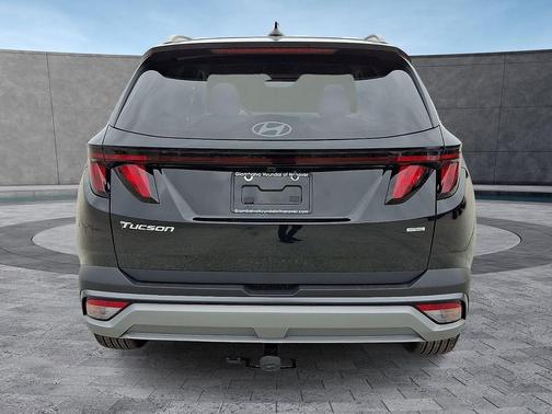 Phantom Black 2026 Hyundai TUCSON SEL