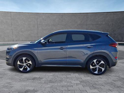 2016 Hyundai TUCSON Sport
