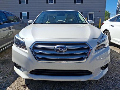 Crystal White Pearl 2016 Subaru Legacy Premium