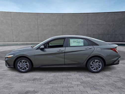 2026 Hyundai ELANTRA HEV Blue