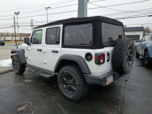 2021 Jeep Wrangler Willys