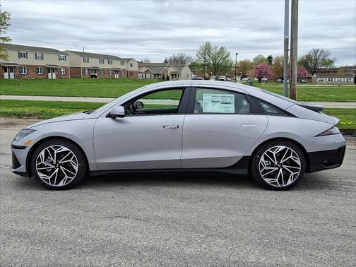 2025 Hyundai IONIQ 6 SE