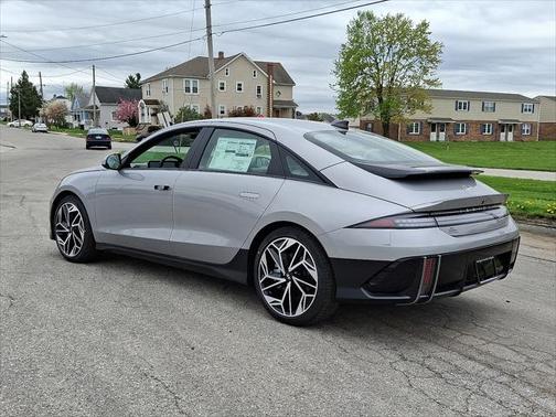 2025 Hyundai IONIQ 6 SE