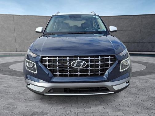 2025 Hyundai VENUE Limited