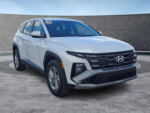 Serenity White Pearl 2025 Hyundai TUCSON SE