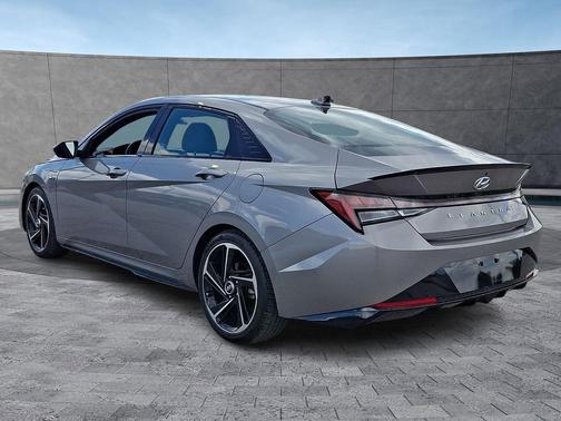 Fluid Metal 2022 Hyundai ELANTRA N Line