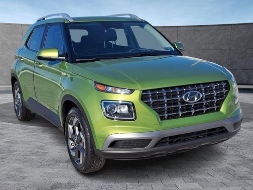 2024 Hyundai VENUE SEL