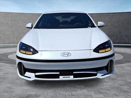 2025 Hyundai IONIQ 6 SE