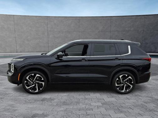 2023 Mitsubishi Outlander SEL Black Edition S-AWC