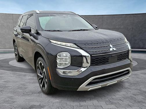 2023 Mitsubishi Outlander SEL Black Edition S-AWC