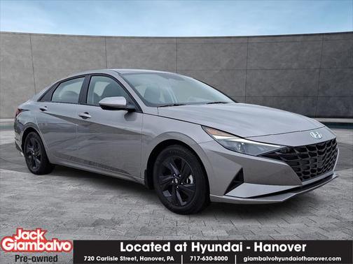 2023 Hyundai ELANTRA SEL