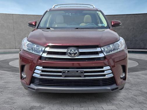Ooh La La Rouge Mica 2019 Toyota Highlander Limited