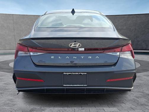 2025 Hyundai ELANTRA Sport