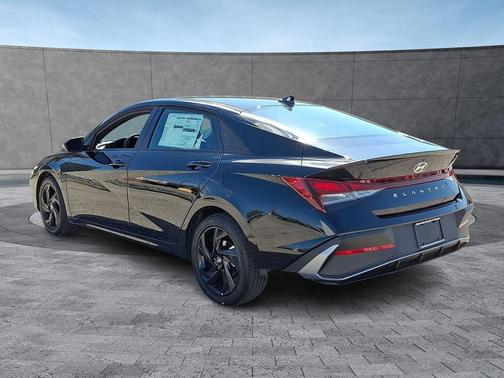 Abyss Black 2026 Hyundai ELANTRA Sport