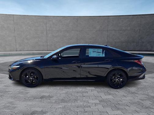Abyss Black 2026 Hyundai ELANTRA Sport