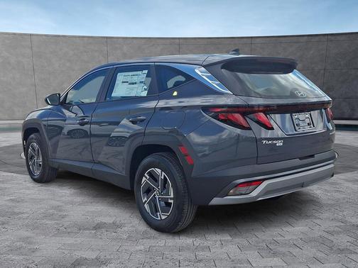 Ecotronic Gray 2026 Hyundai TUCSON Hybrid Blue SE