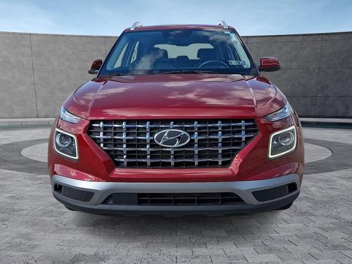 2024 Hyundai VENUE Limited