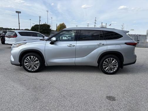 2021 Toyota Highlander Platinum