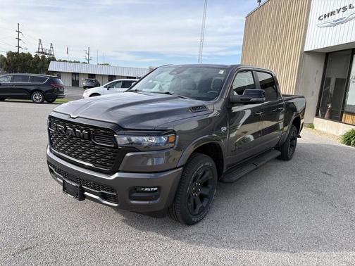 Granite Crystal Met. Clear Coa 2026 RAM 1500 Big Horn/Lone Star