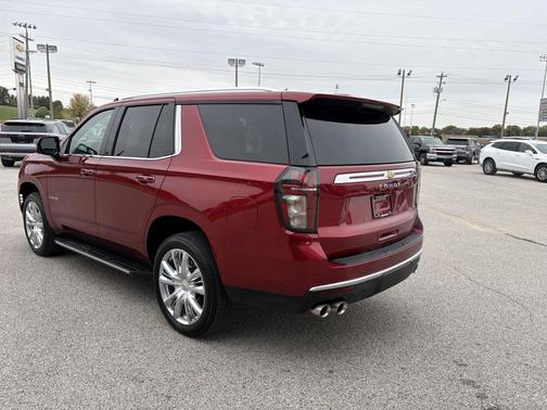 2022 Chevrolet Tahoe 4WD High Country