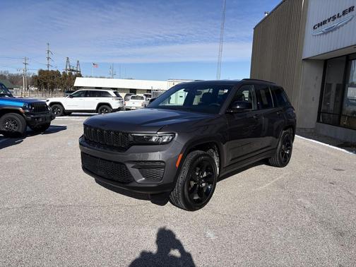 2023 Jeep Grand Cherokee Altitude
