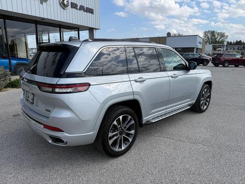 Silver Zynith 2025 Jeep Grand Cherokee Overland