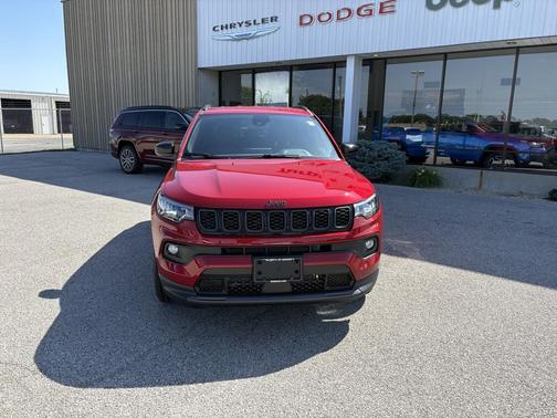 Red Hot Pearlcoat 2026 Jeep Compass Latitude