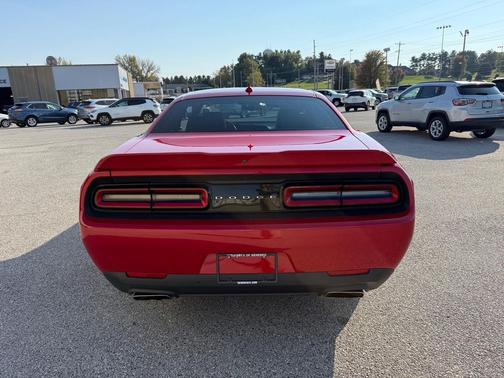 2015 Dodge Challenger R/T Plus