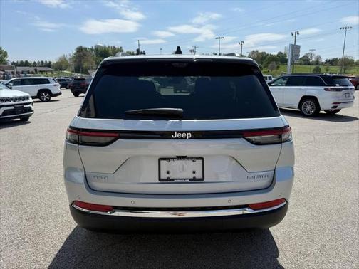 2025 Jeep Grand Cherokee Limited X