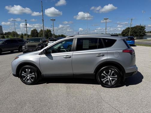 Silver Sky Metallic 2017 Toyota RAV4 LE