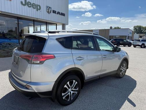 Silver Sky Metallic 2017 Toyota RAV4 LE