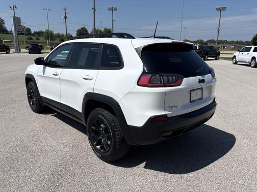 2022 Jeep Cherokee X 4x4