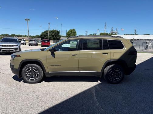 '41 2026 Jeep Cherokee Laredo 4x4