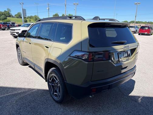 '41 2026 Jeep Cherokee Laredo 4x4